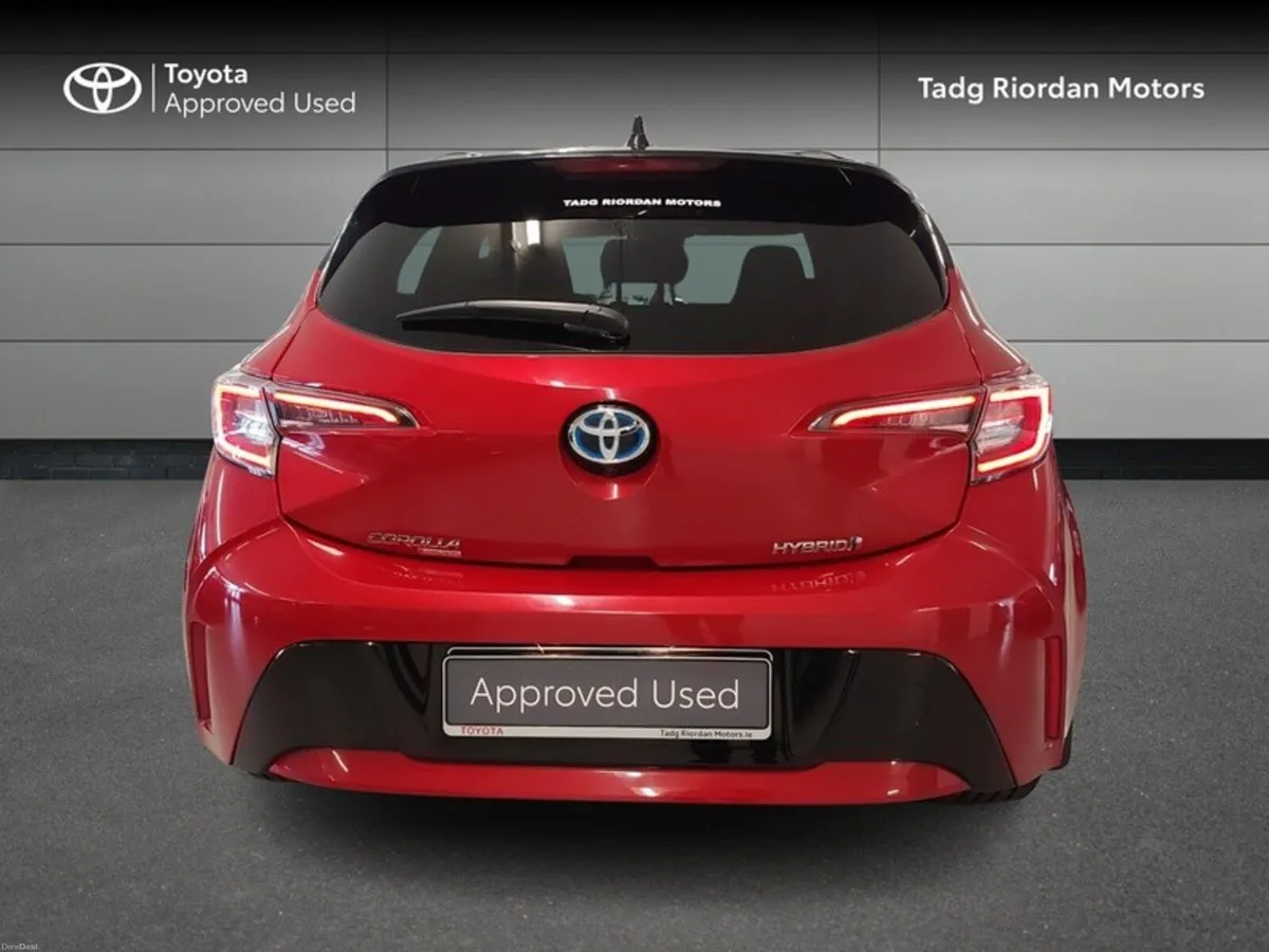 Toyota Corolla HYBRID L/SPORT HB - Image 4