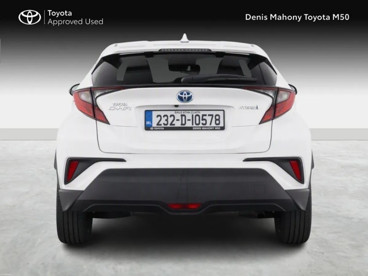 Toyota C-HR Sport Hybrid - Image 4