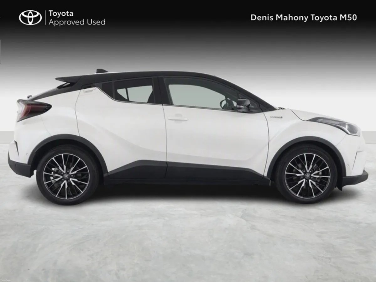 Toyota C-HR HYBRID SOL 4DR AUTO - Image 3