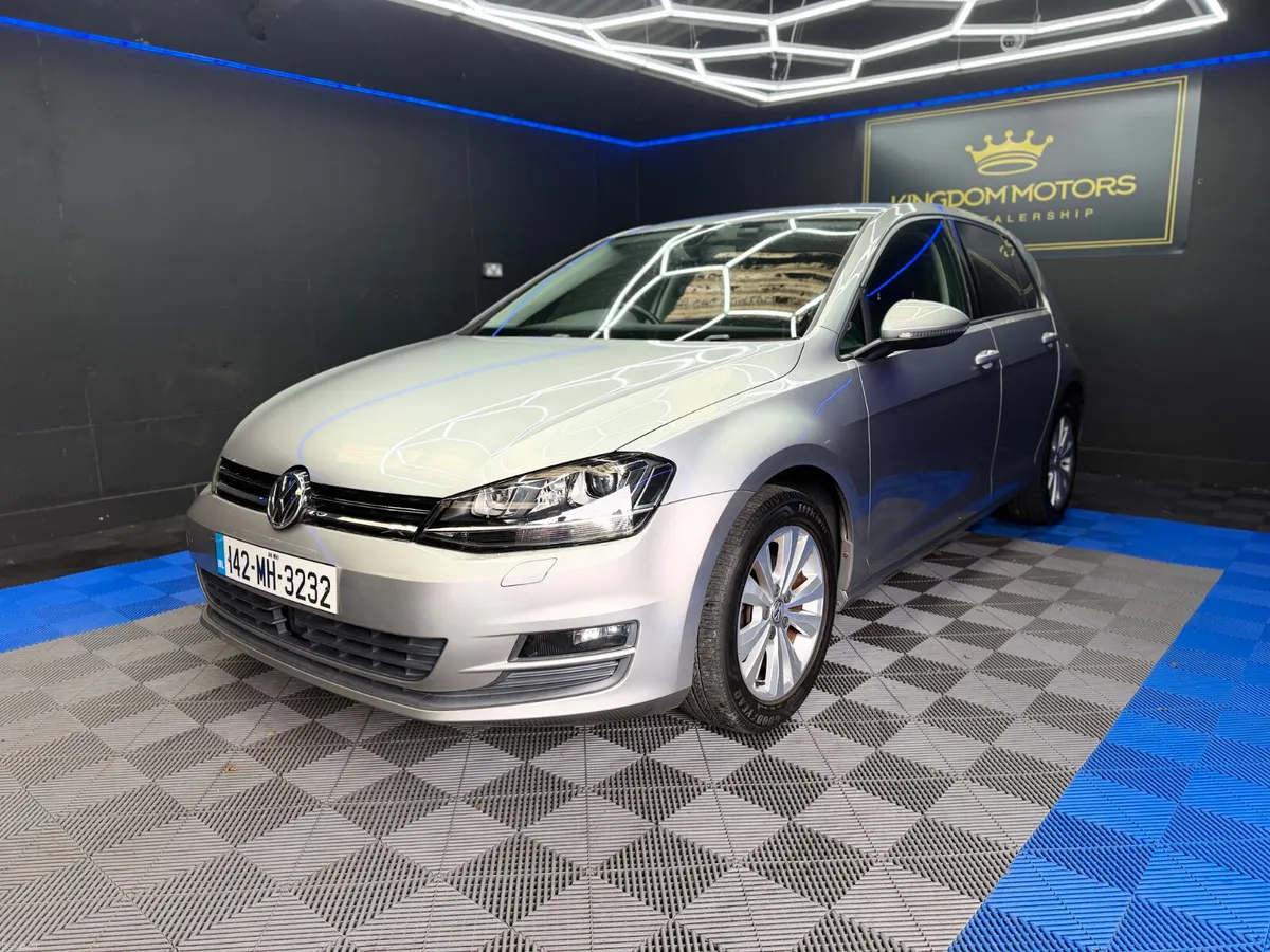 Vw Golf  2014 1.2 petrol,Automatic,LOW KM - Image 5