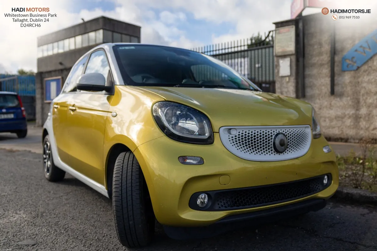 SMART FORFOUR AUTO 2018 WHITE - 4 SEAT CITY CAR - Image 4