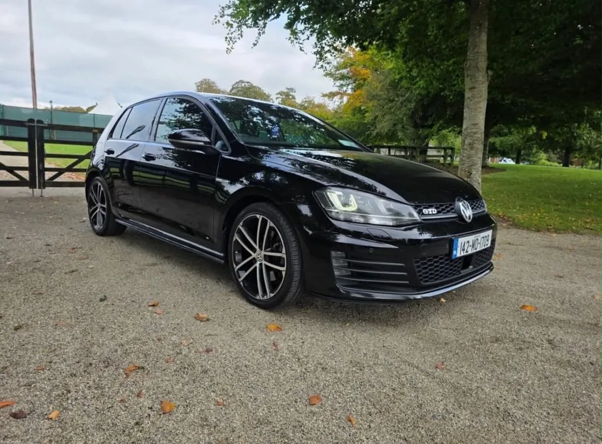 Volkswagen Golf 2014 - Image 1