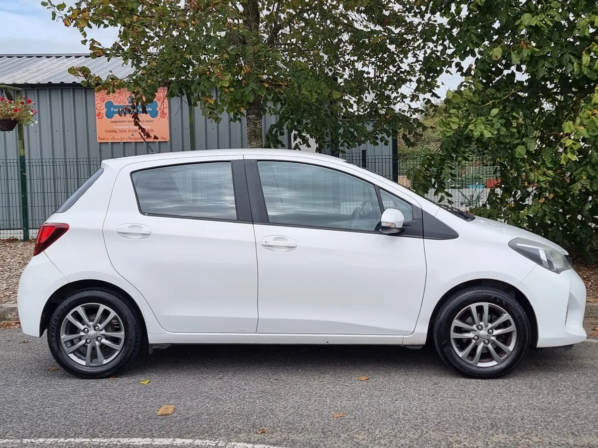 2015 TOYOTA YARIS 1.0L NCT&TAXED €8,900 - Image 5