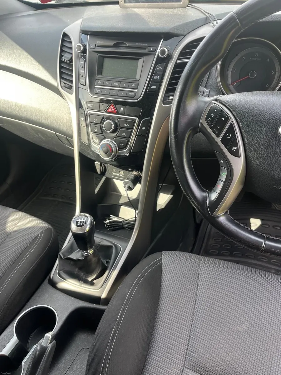 Hyundai i30 2015 - Image 4