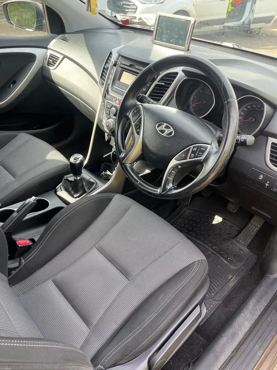 Hyundai i30 2015 - Image 5