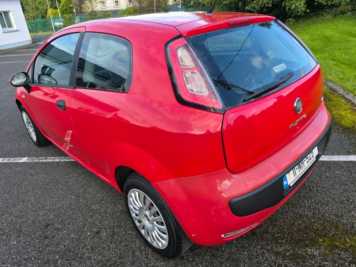 11 FIAT PUNTO EVO *NEW NCT 5/27 & SERVICED* - Image 5