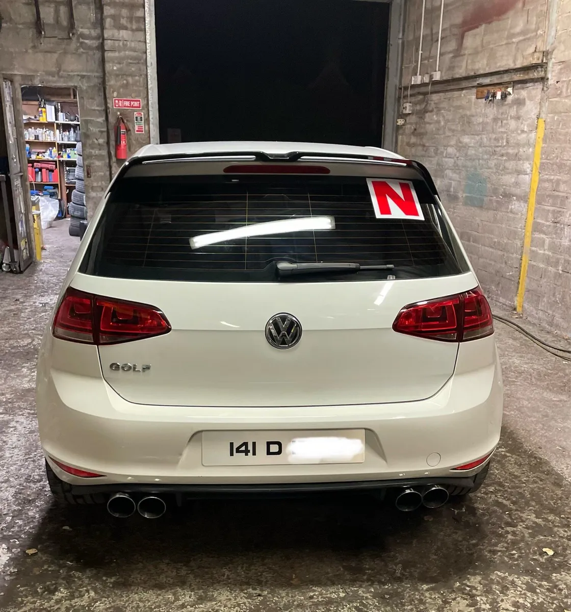 2014 Volkswagen Golf - Image 3