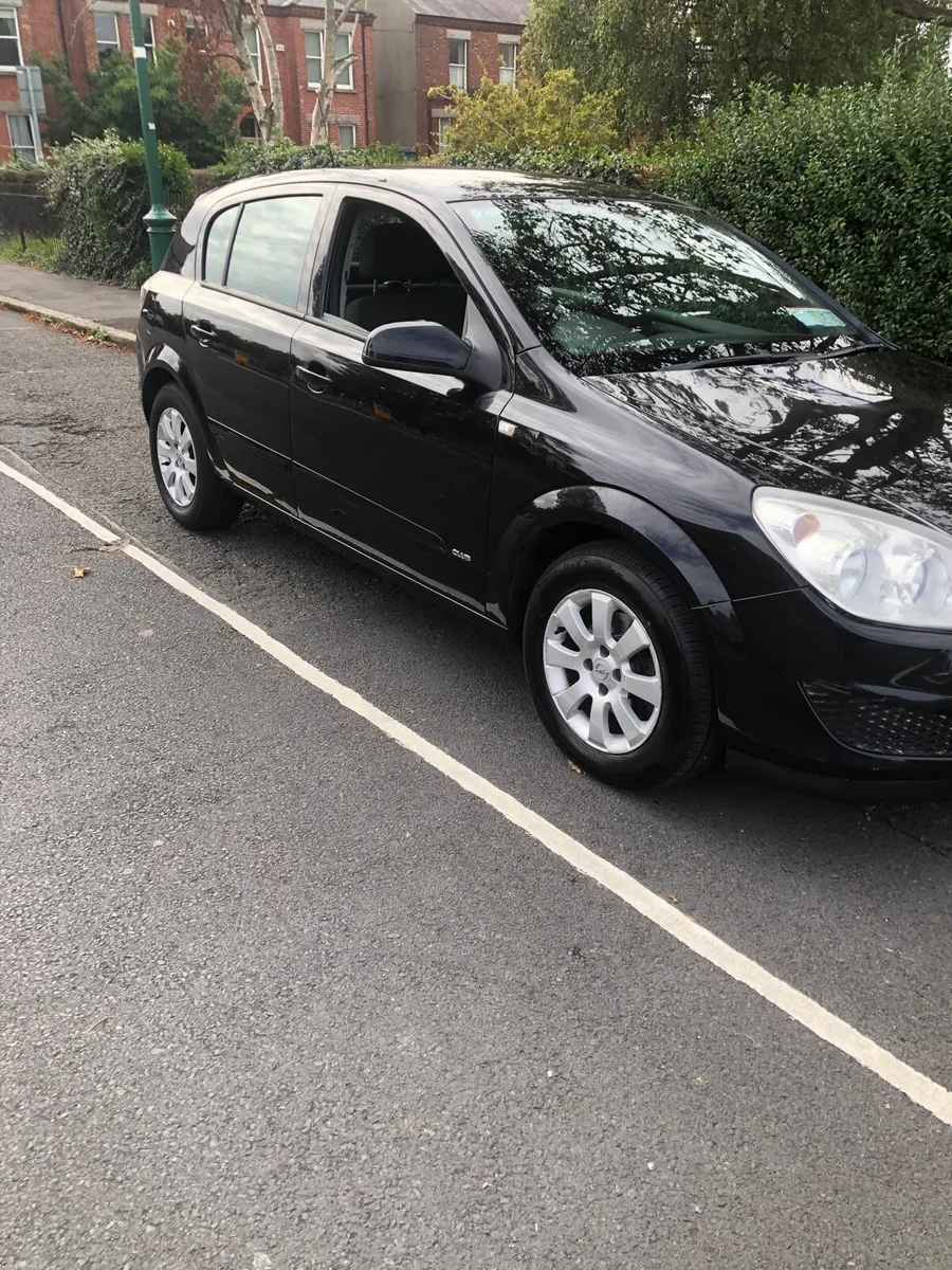 Opel Astra 07 1.4 16v one owner from new - Image 3