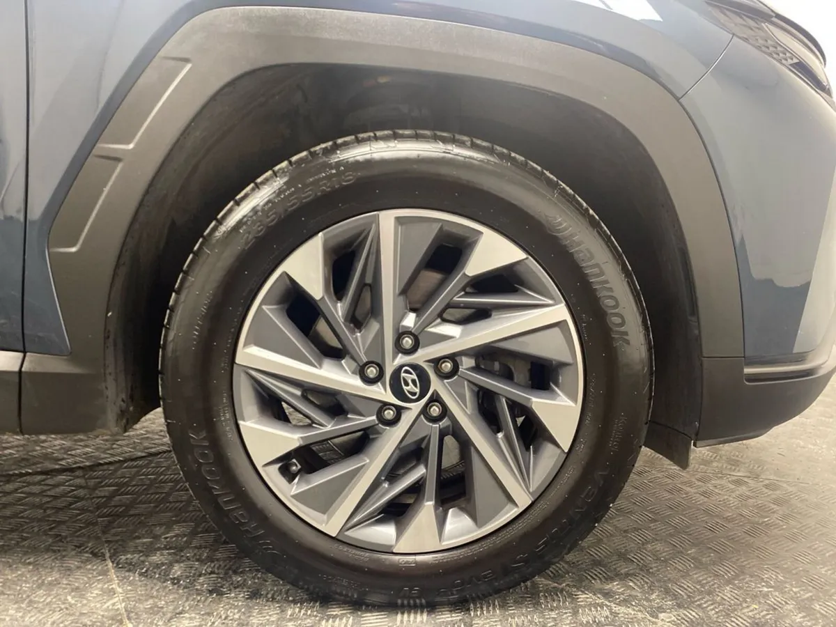 Hyundai Tucson 2WD Executive - Image 5
