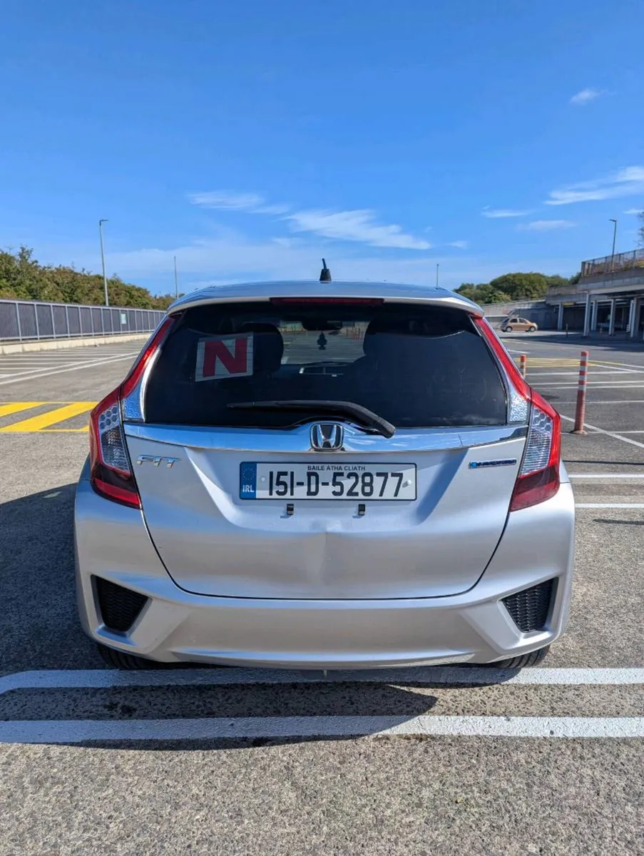 2015 Honda Fit hybrid - Image 3