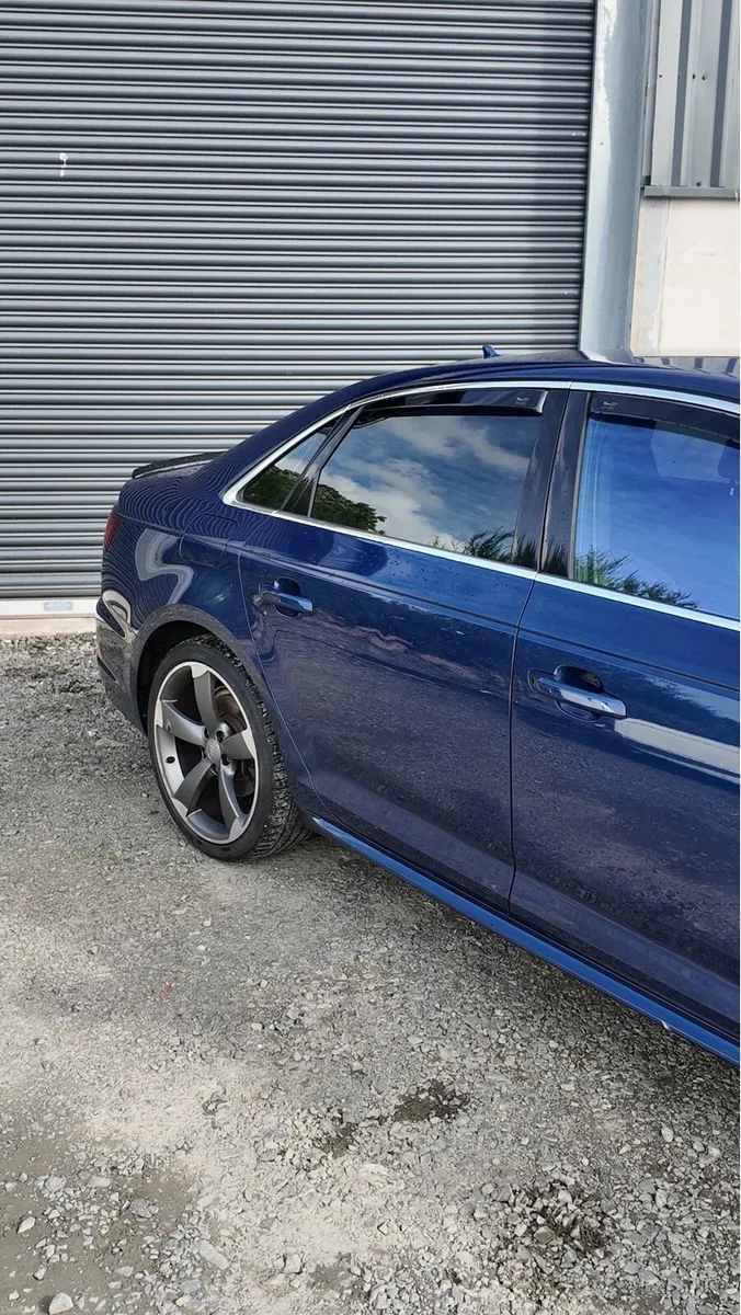 2017 Audi A4 S line - Image 5