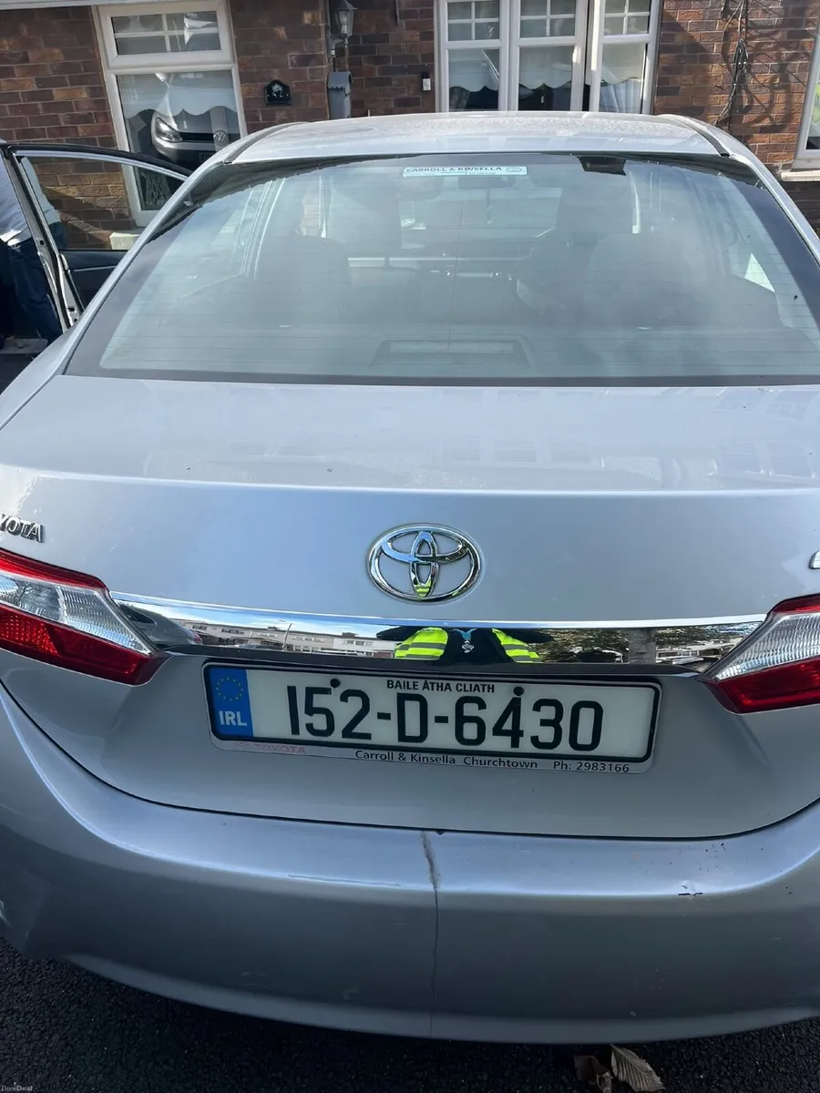 Toyota Corolla 2015 - Image 3