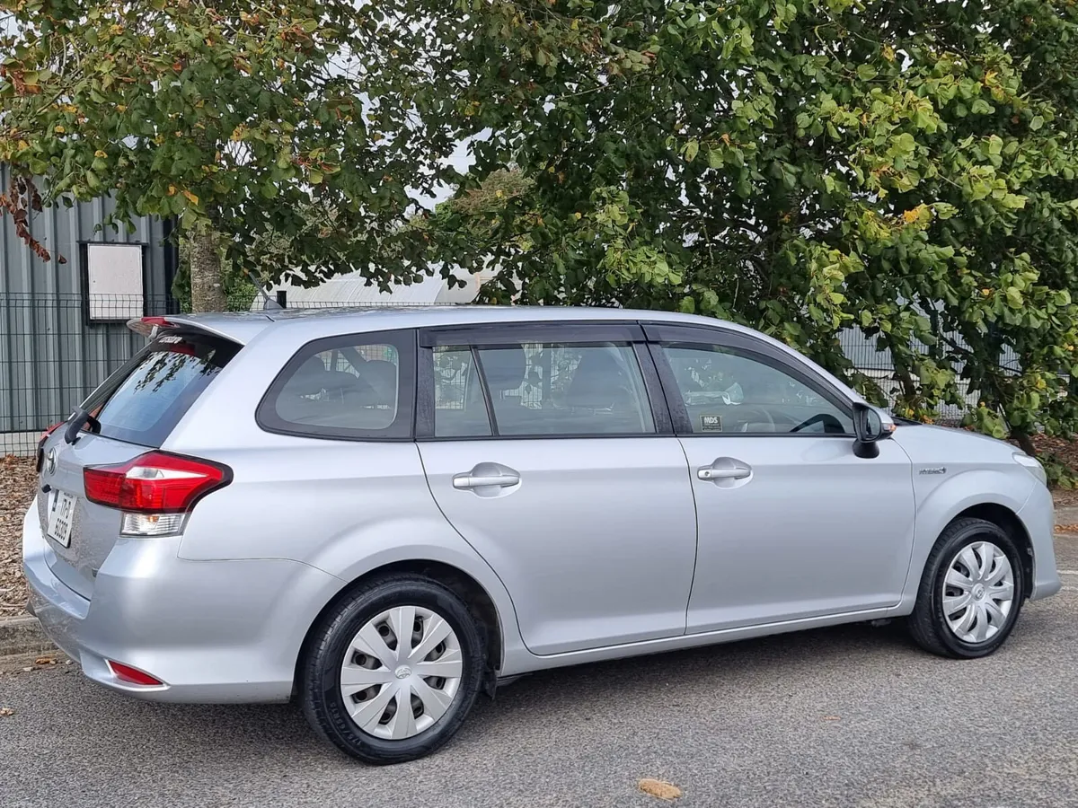 2017 Toyota  hybrid.  Automatic NEW nct&tax €8,900 - Image 4