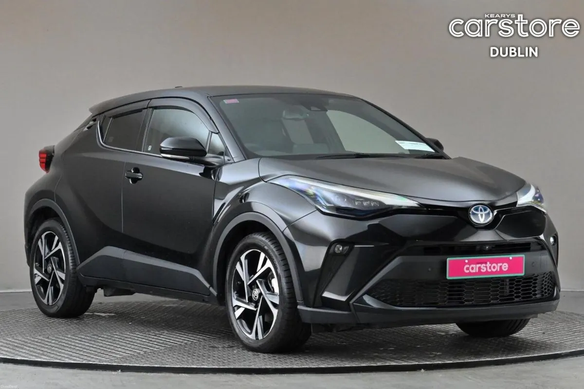 Toyota C-HR 1.8 HYBRID **HALF LEATHER**360 PAN CAM - Image 1