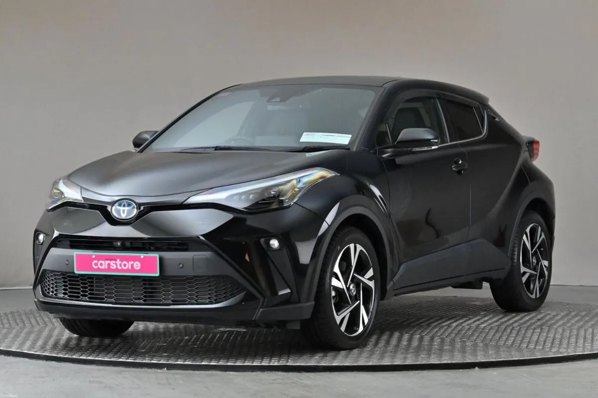 Toyota C-HR 1.8 HYBRID **HALF LEATHER**360 PAN CAM - Image 3