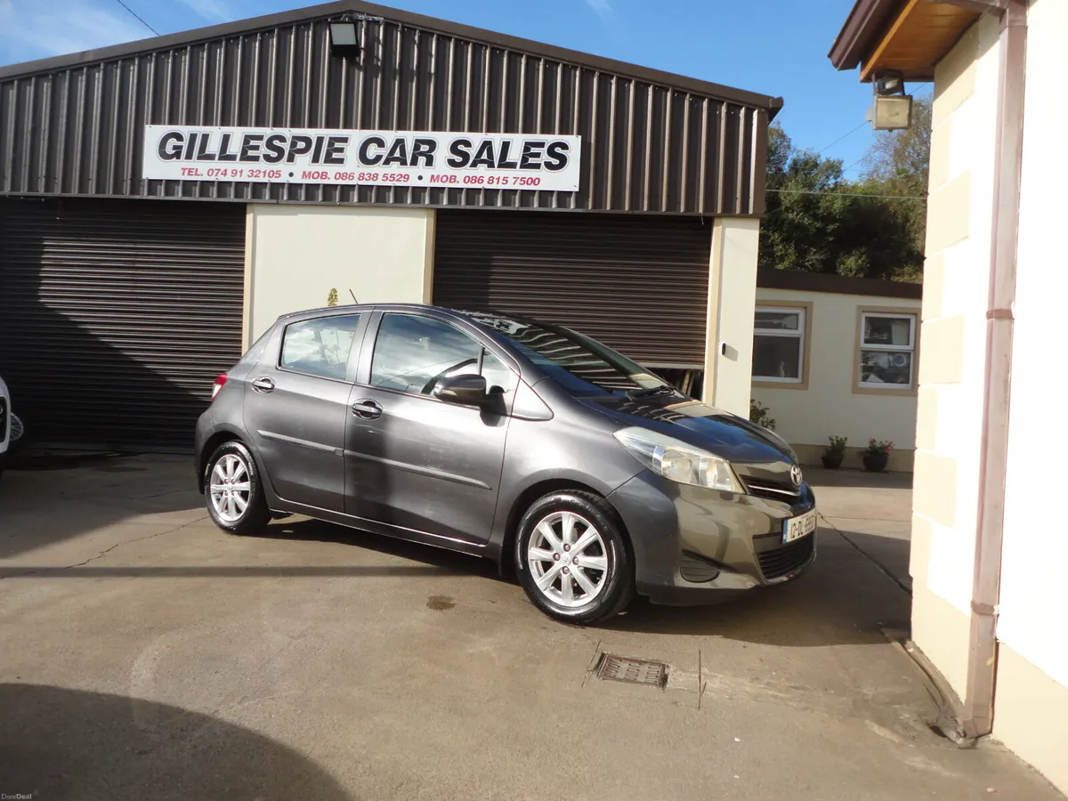Toyota Yaris 2012 - Image 1