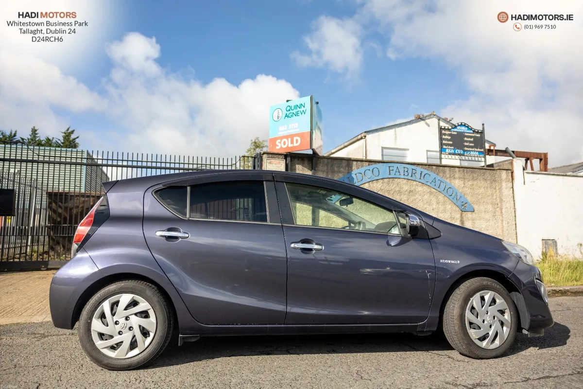 TOYOTA AQUA 1.5 HYBRID 2015 BLUE - 82,000KM - Image 6