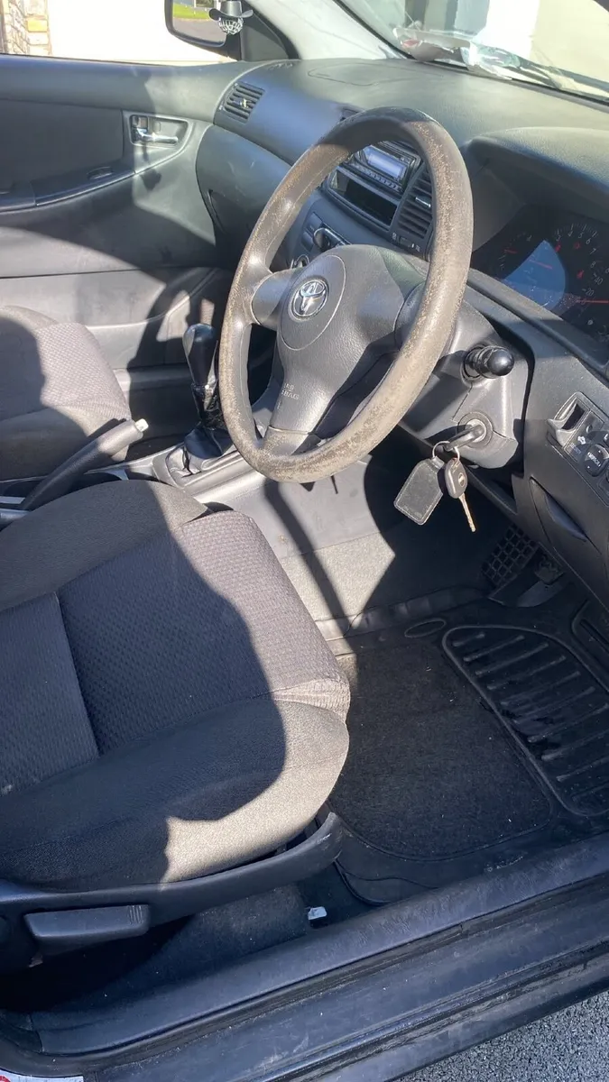 Toyota Corolla 2006 - Image 2