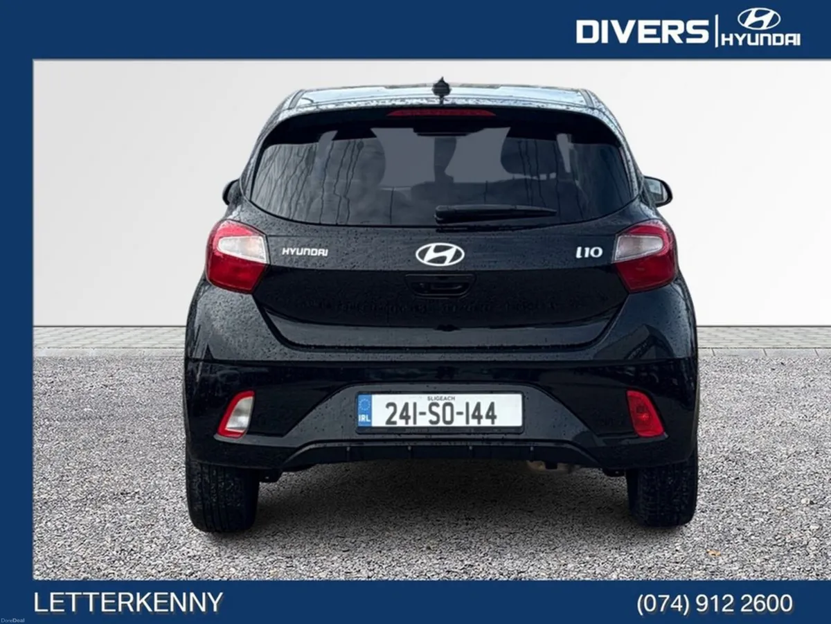 Hyundai i10 Deluxe Plus - Image 6