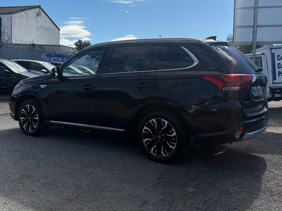 2016 Mitsubishi Outlander 4x4 2.0 PHEV Nct 09/27 - Image 6