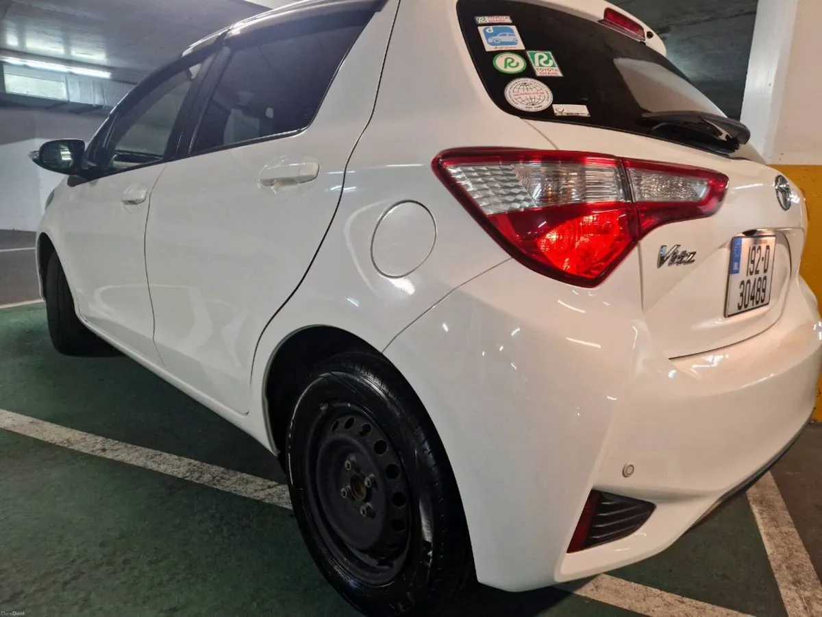 2019 Toyota Vitz 1.0 Litre Automatic - Image 5