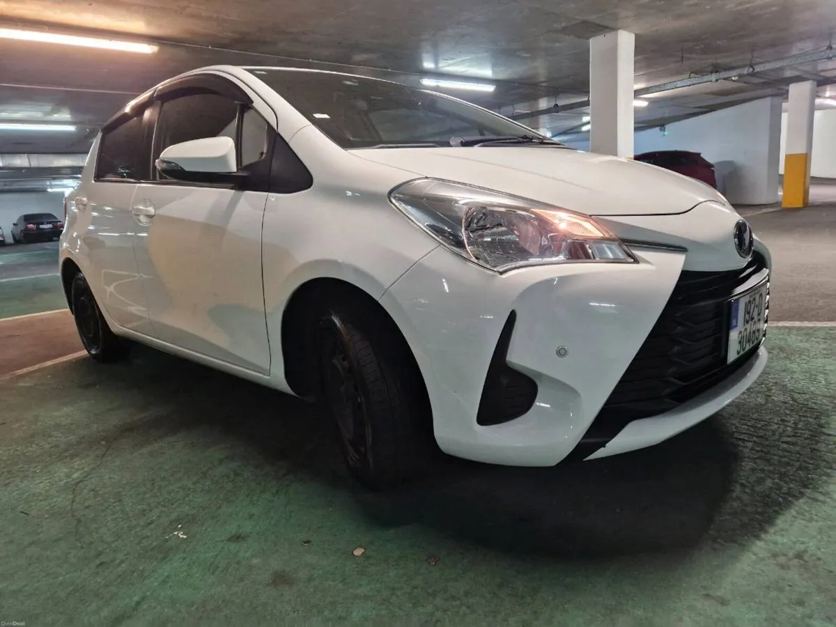2019 Toyota Vitz 1.0 Litre Automatic - Image 3