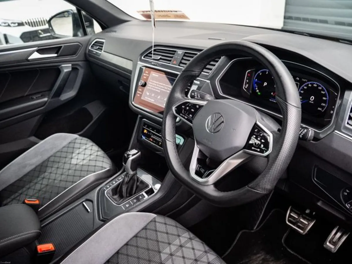 Volkswagen Tiguan R Line 2.0tdi D7F 150HP 5DR Auto - Image 5