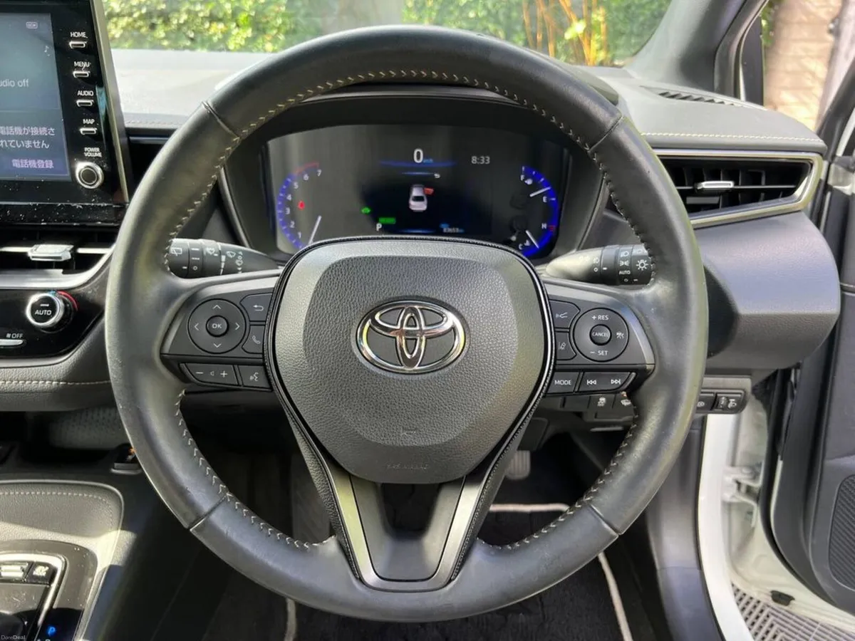 Toyota Corolla WXB 1.8 HYBRID AUTO // HALF LEATHER - Image 4