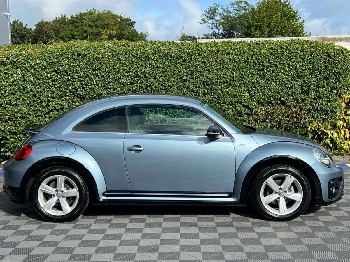 Volkswagen Beetle R-LINE 1.4 TSI AUTO // SERVICE H - Image 2