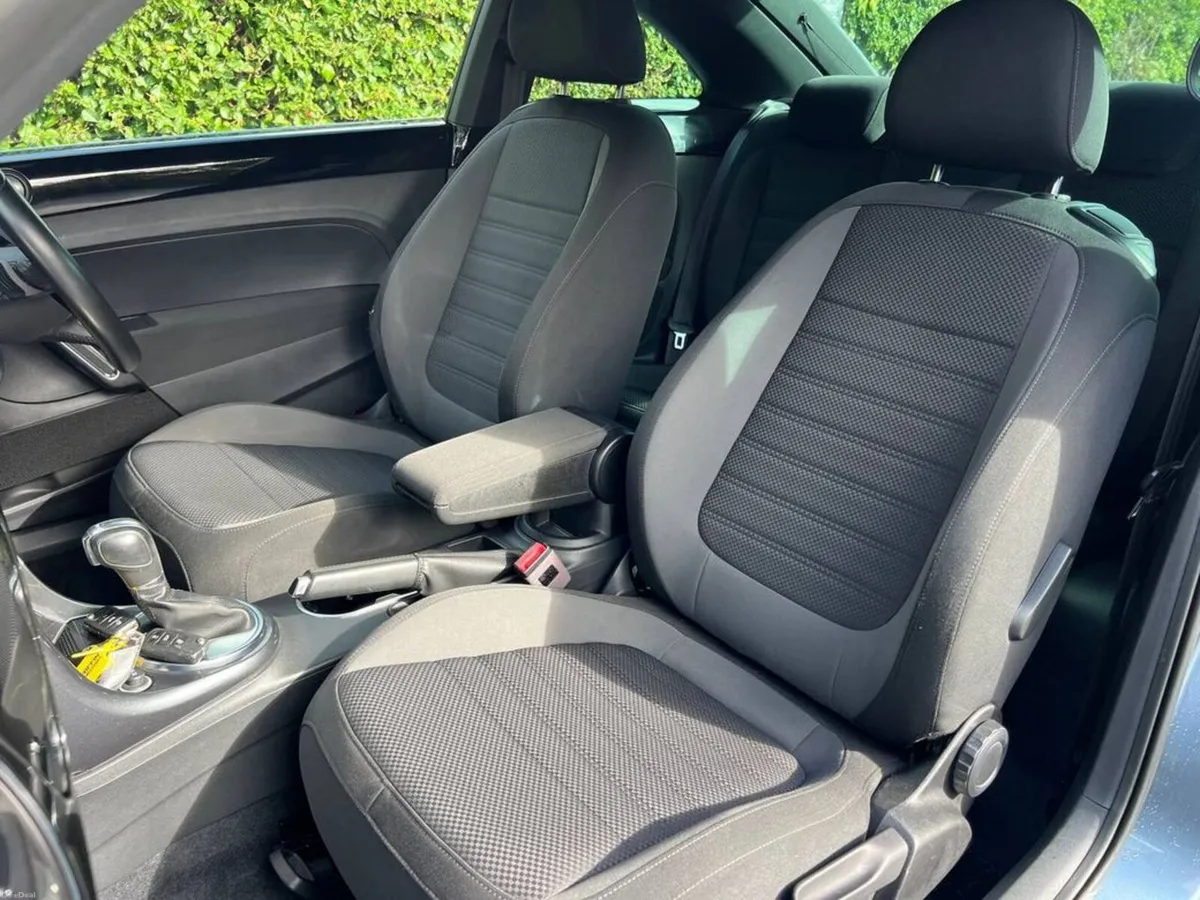 Volkswagen Beetle R-LINE 1.4 TSI AUTO // SERVICE H - Image 6