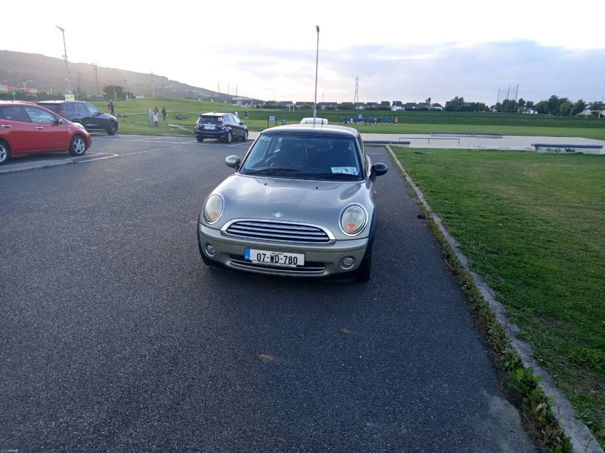 Car - Image 4