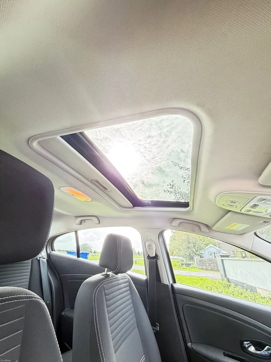 2016 Renault Fluence Limited 1.5 dCi - Image 2