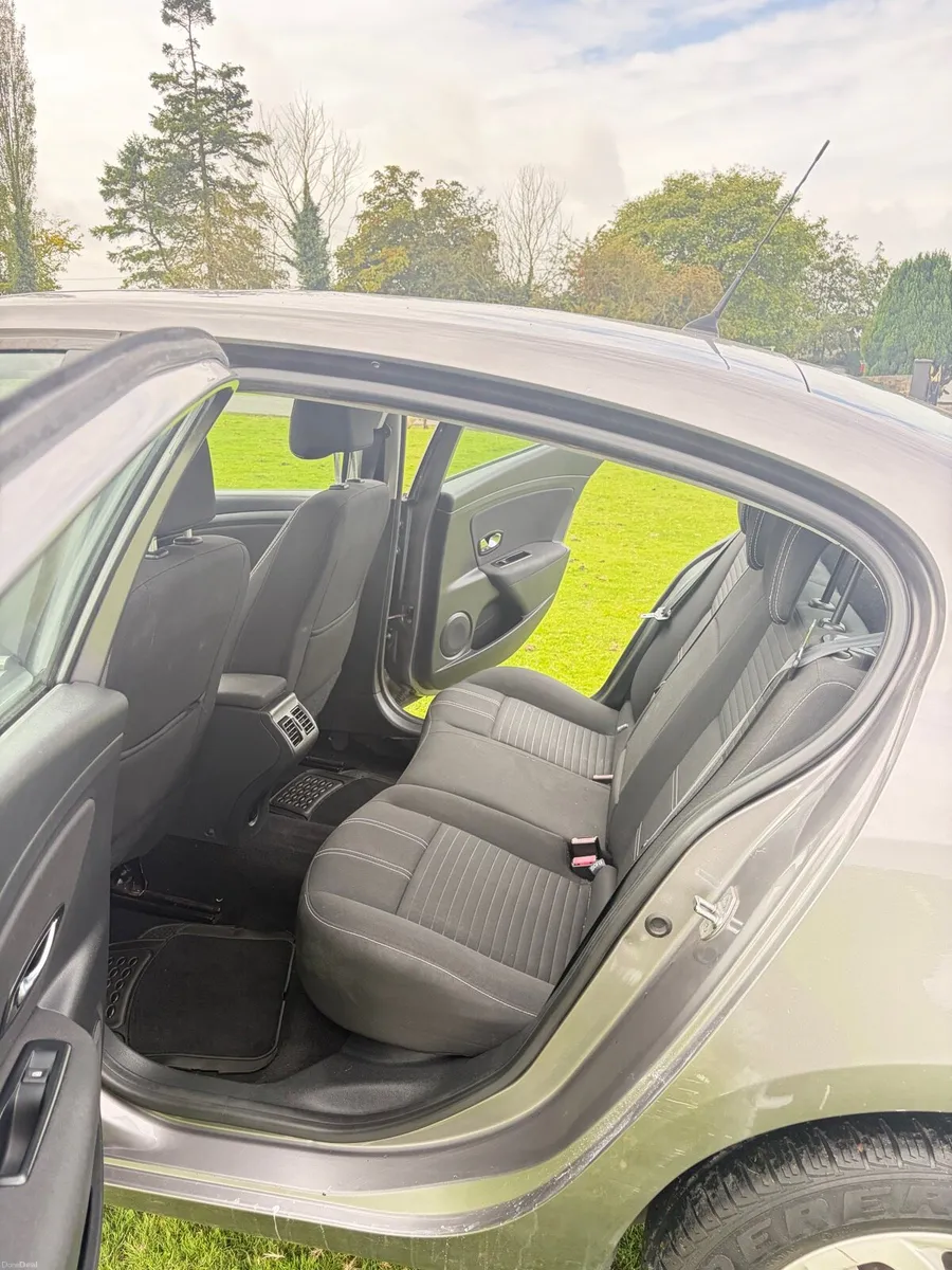 2016 Renault Fluence Limited 1.5 dCi - Image 4