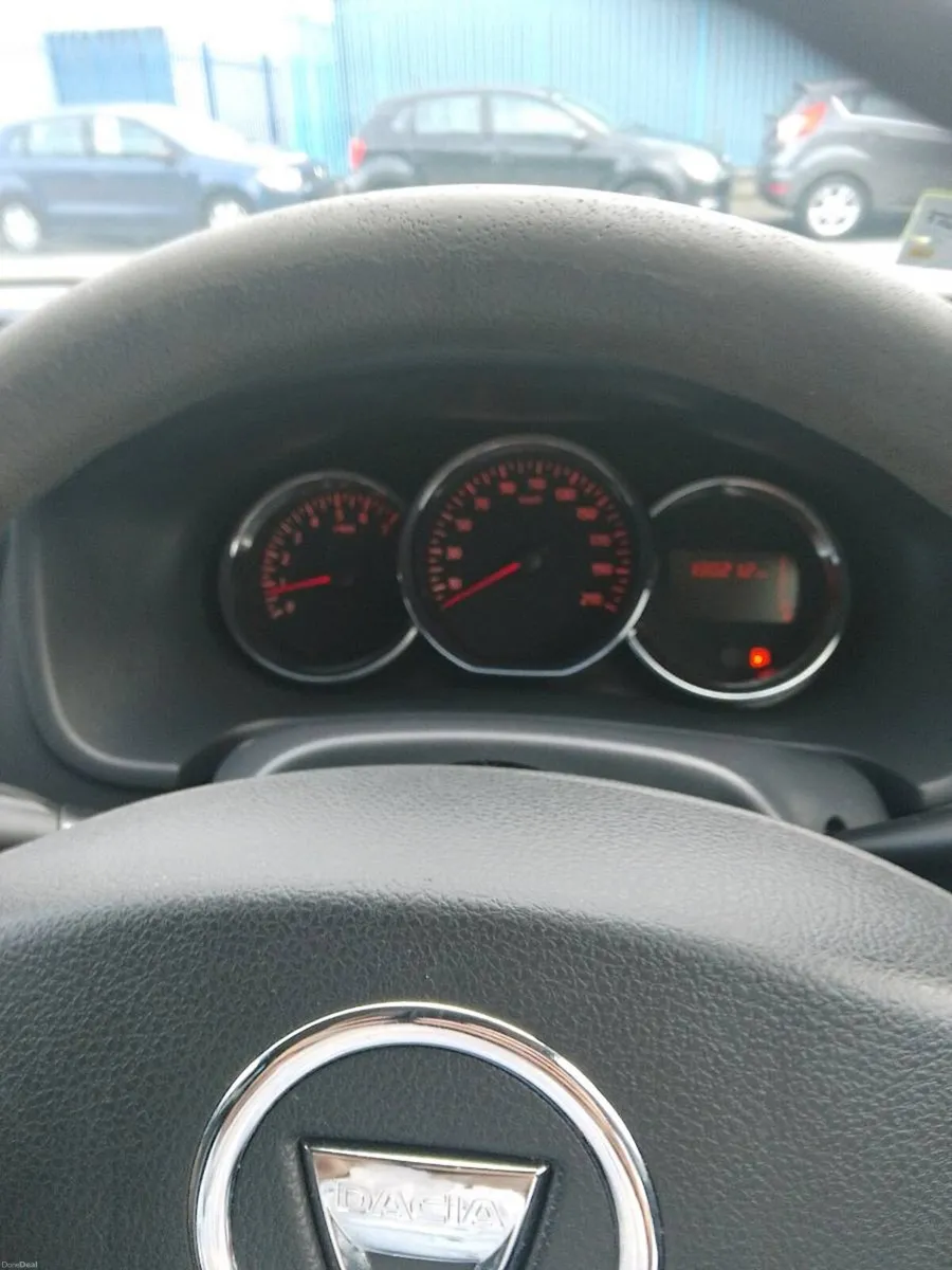 Dacia sandero - Image 5