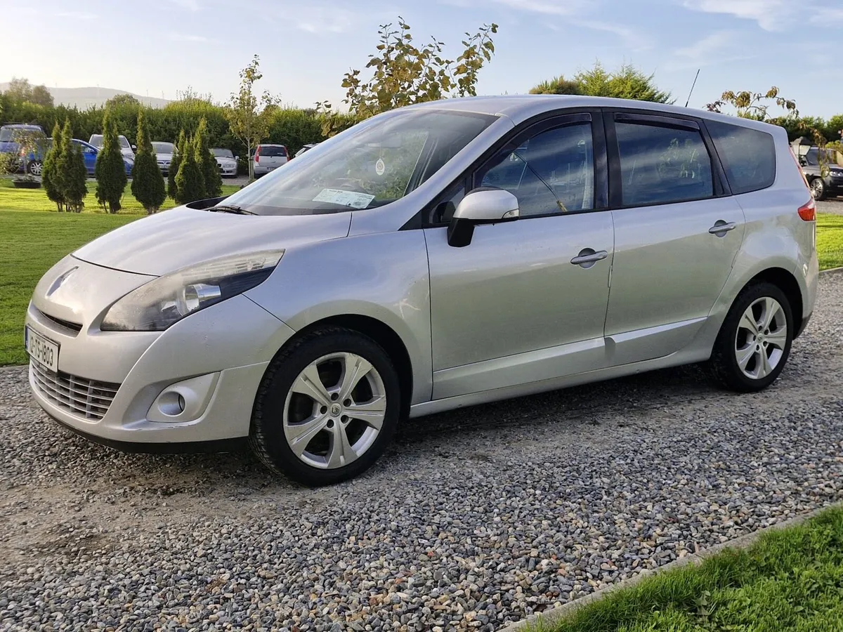 Renault Scenic 7 Seater Taxed & Tested - Image 1