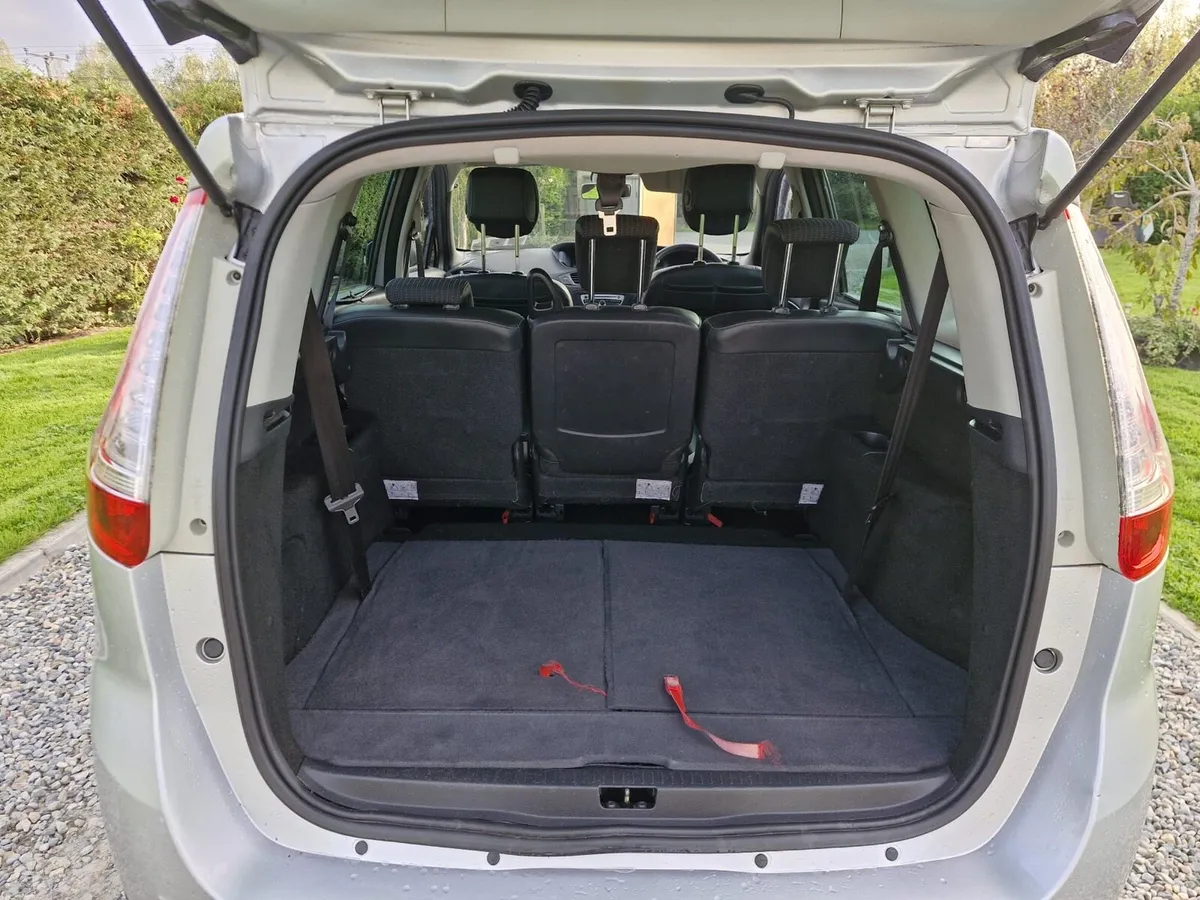 Renault Scenic 7 Seater Taxed & Tested - Image 5