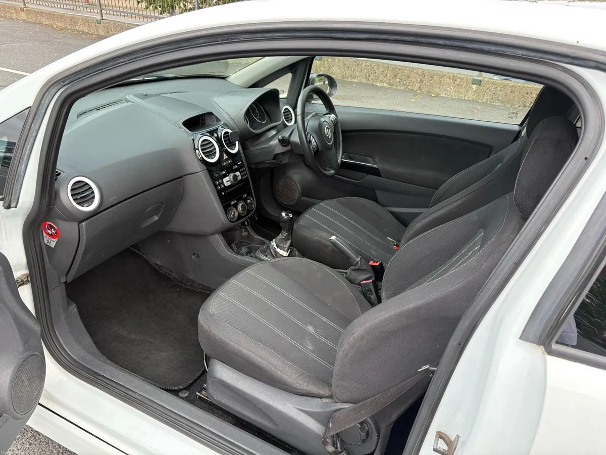 Vauxhall Corsa 1.2L limited edition - Image 6