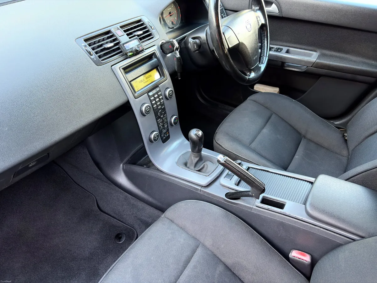Volvo V50 2010 1.6 Diesel new nct 9/27 tax 12/26 - Image 3