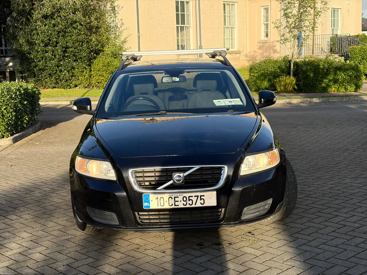 Volvo V50 2010 1.6 Diesel new nct 9/27 tax 12/26 - Image 4