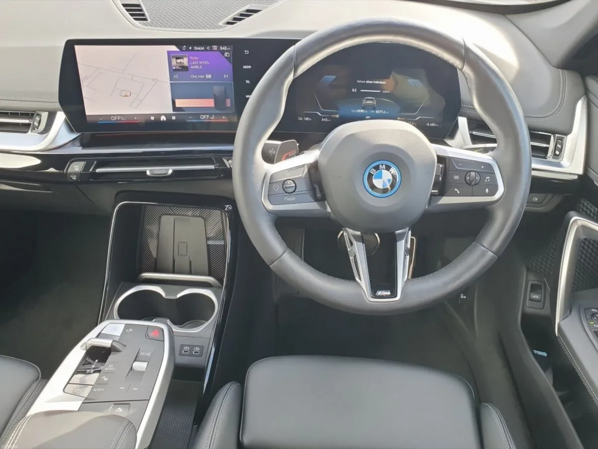 BMW iX1 eDrive20 M Sport - Image 5
