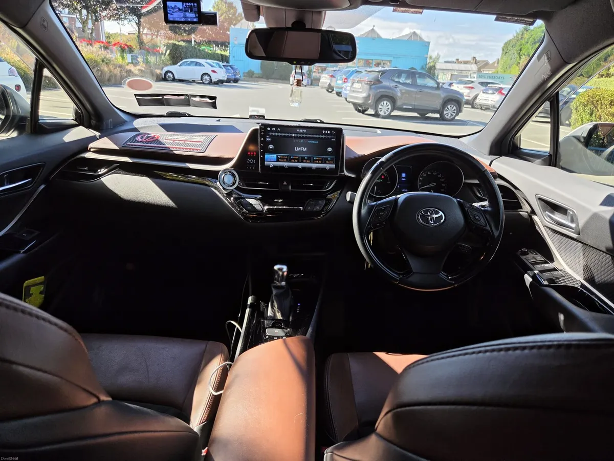 Toyota - Image 6