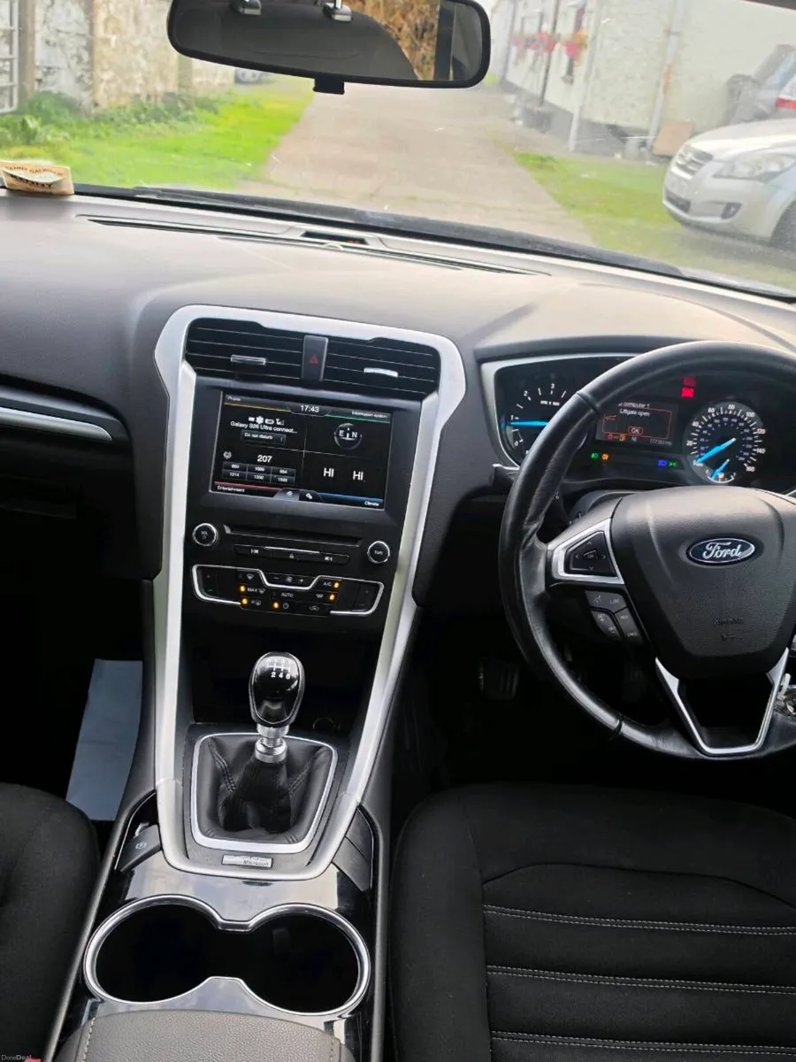 Ford mondeo 2015 2.0 Diesel   price is 2950€ - Image 4