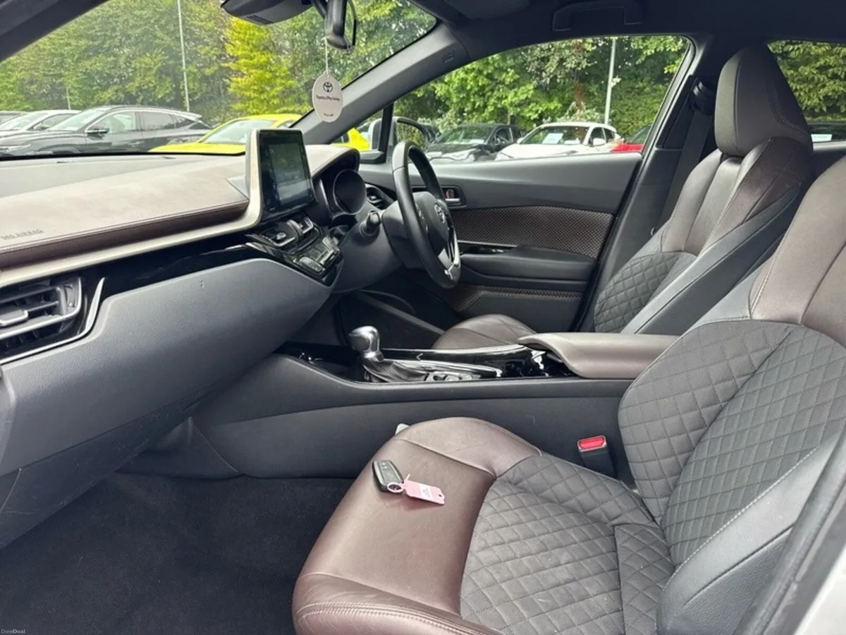 Toyota C-HR C-HR HYBRID SOL - Image 6