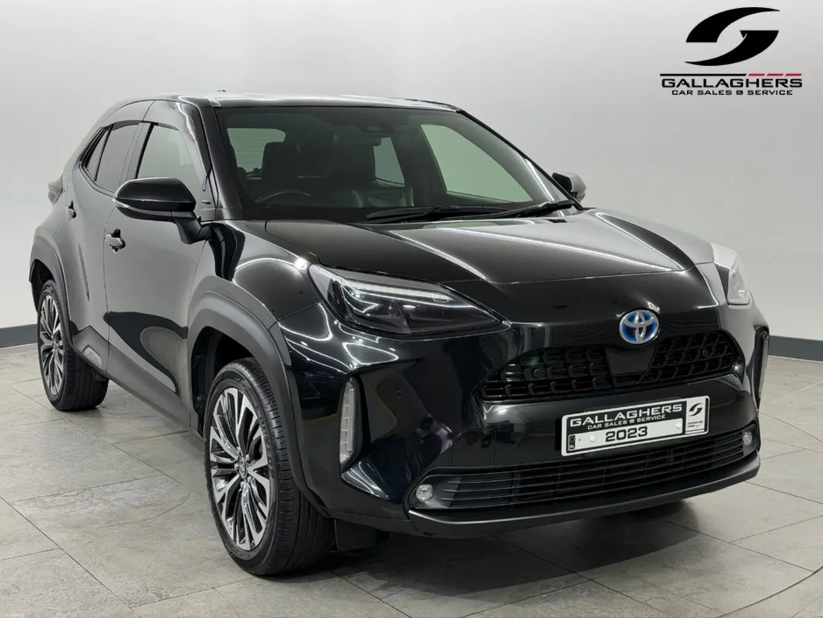 Toyota Yaris Cross YARIS CROSS 1.5 HYBRID AUTOMATI - Image 1