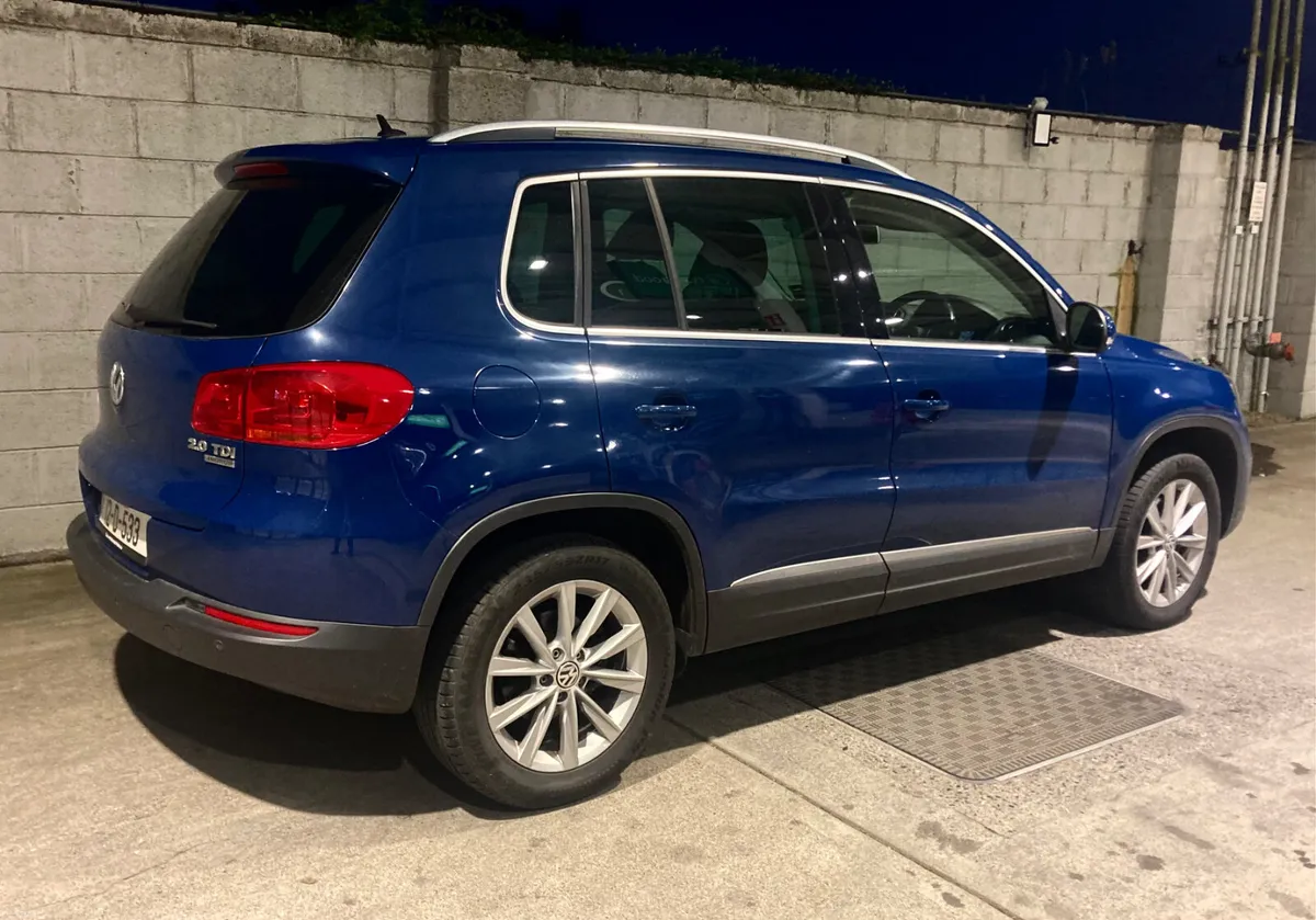 Volkswagen Tiguan  2.0 TDI DSG 4WD 140BHP Sport - Image 6