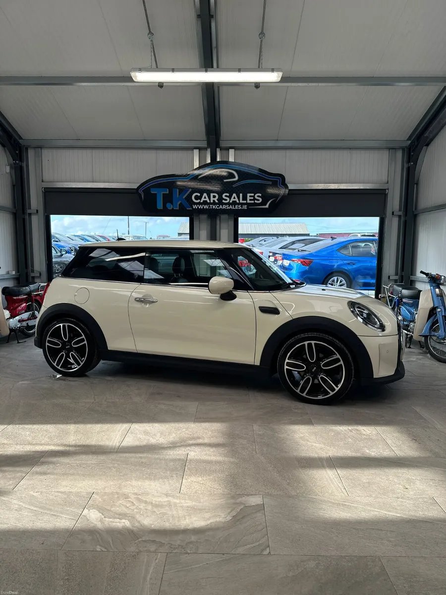 211 MINI COOPER YOURS EDITION - Image 3
