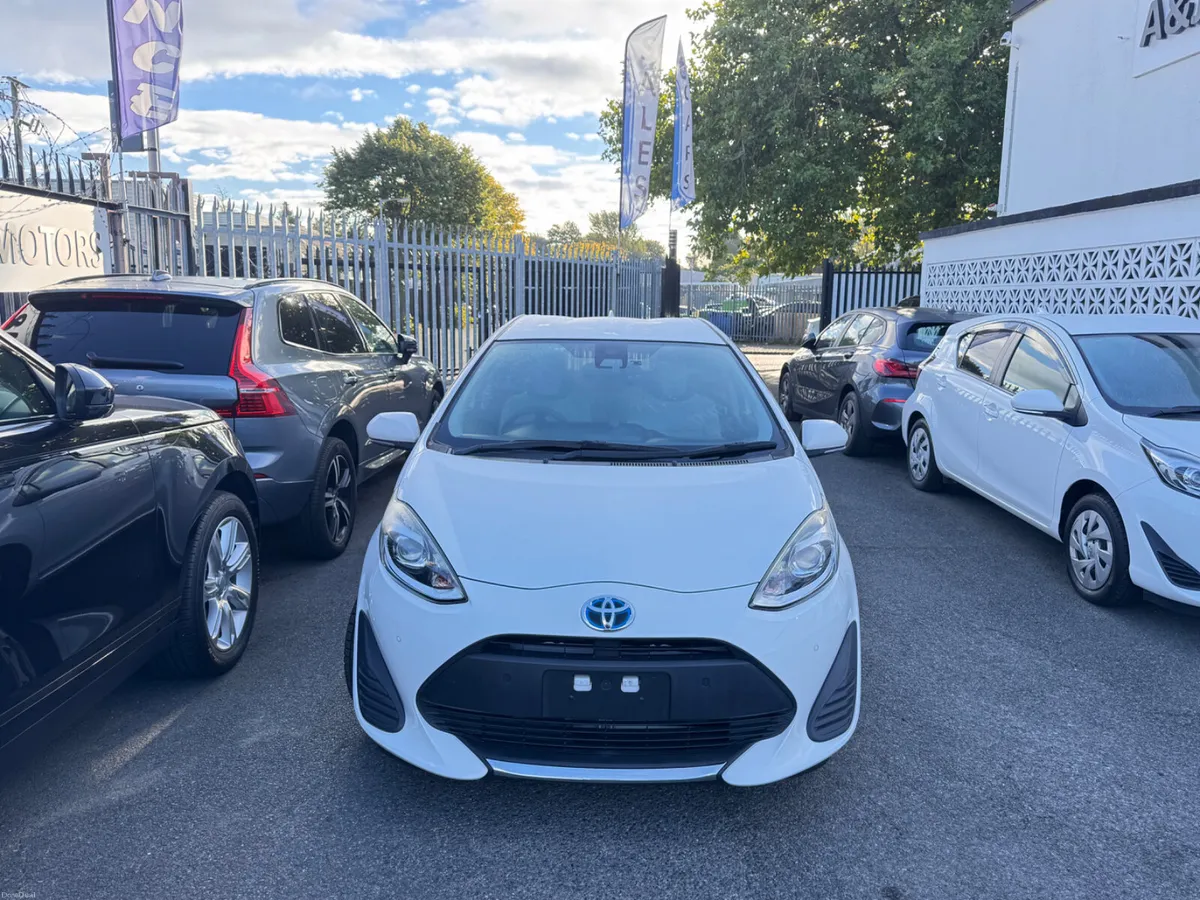 2021 TOYOTA AQUA 1.5 HYBRID - Image 3