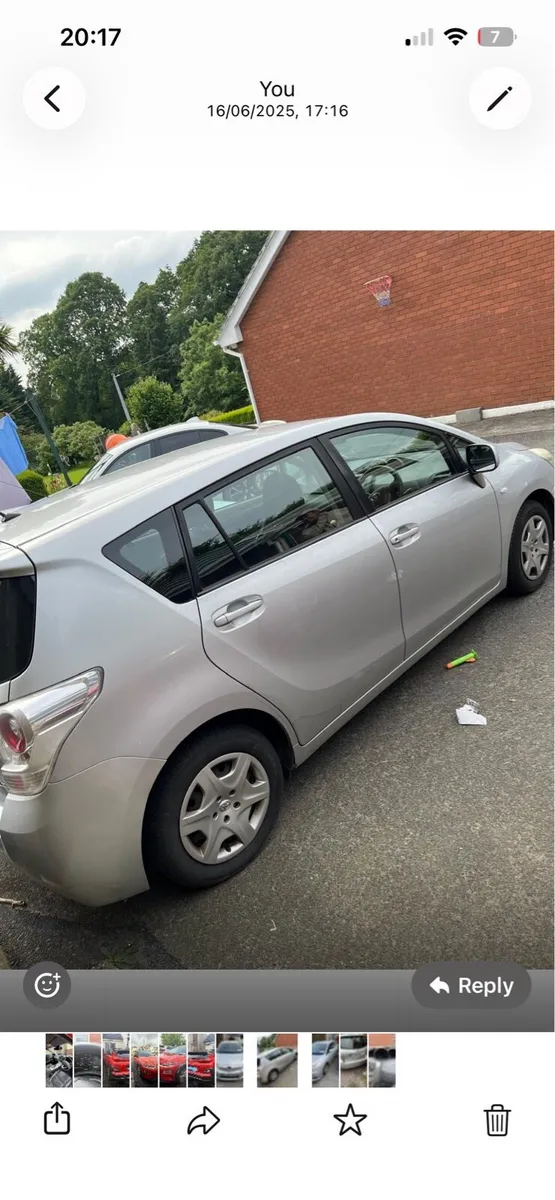 Toyota verso 2010 - Image 2