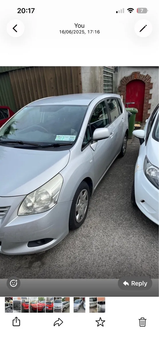 Toyota verso 2010 - Image 4