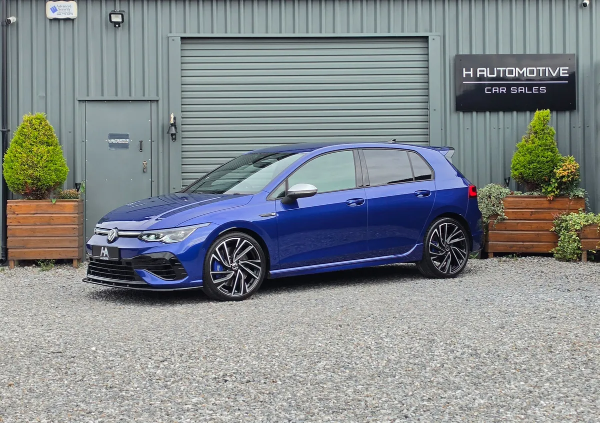 2023 VW GOLF R 320BHP 4MOTION LOW KMS - Image 1